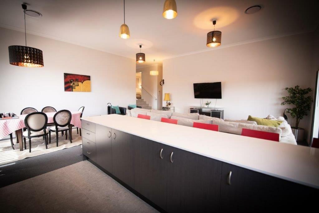 Newly Built - Blue On Albion Villa Katoomba Esterno foto